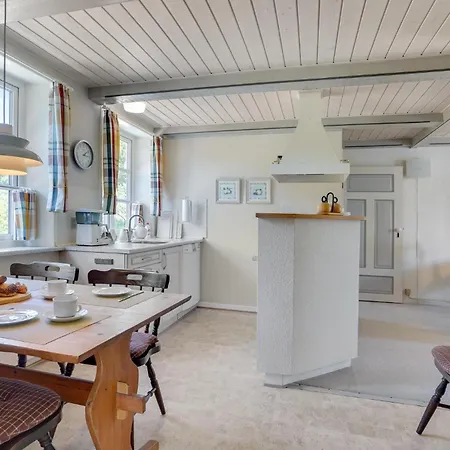 Pet Friendly In Romo With Kitchen Romo